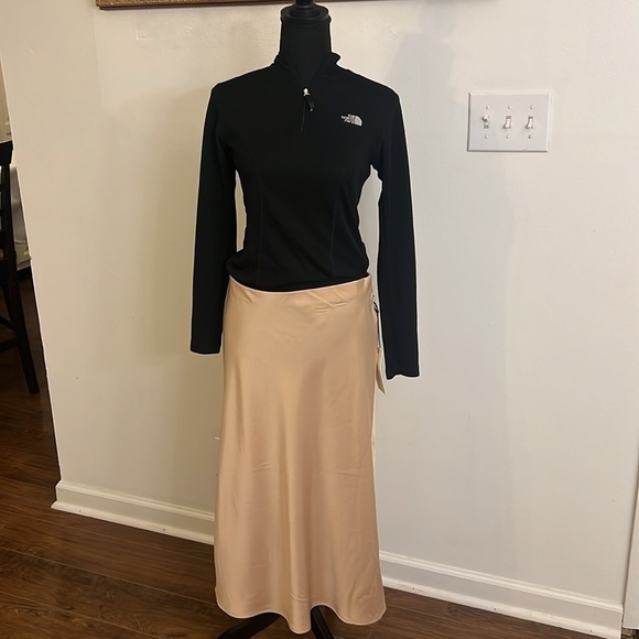 Rachel Zoe Dresses & Skirts - NWT Rachel Zoe Maxi Skirt, Sz. 8.